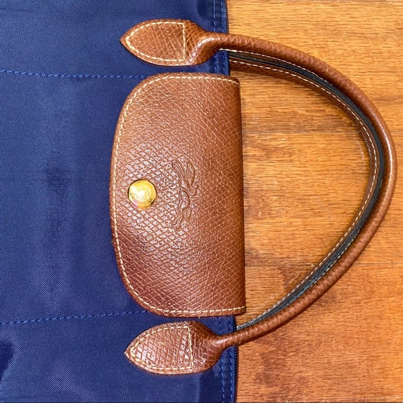 Longchamp
Small Le Pliage Nylon Top Handle Bag - Picture 7 of 12